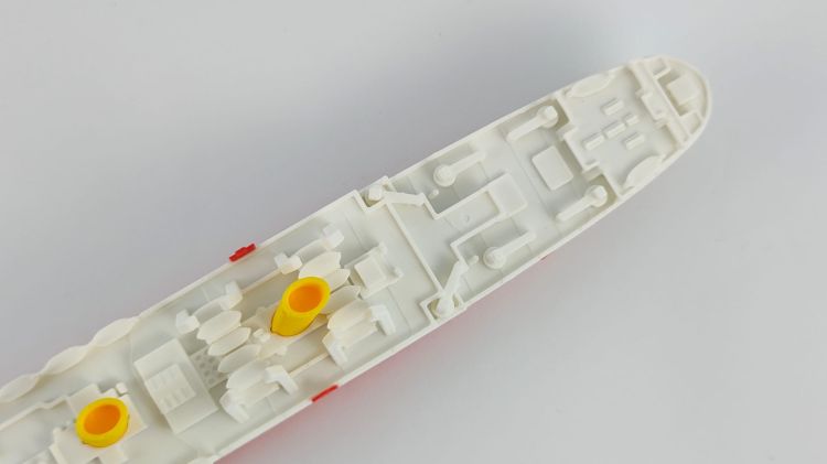 HMHS Britannic + miny – Model 3D - 345mm (1:780) - metalowe wstawki!