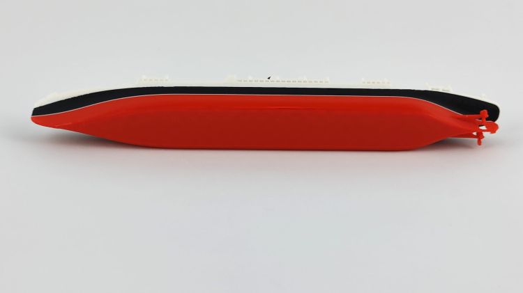 RMS Titanic 345 łamany + RMS Carpathia 220 - metalowe wstawki
