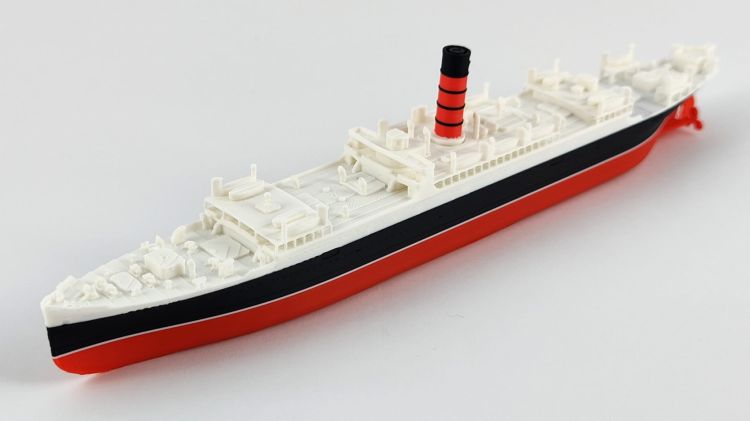 Zestaw - RMS Titanic 345 + RMS Carpathia 220 - metalowe wstawki
