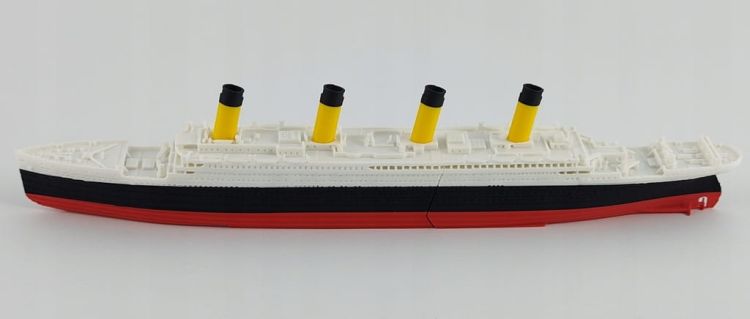 RMS Titanic model łamany z magnesami! – 269 mm (Skala 1:1000)