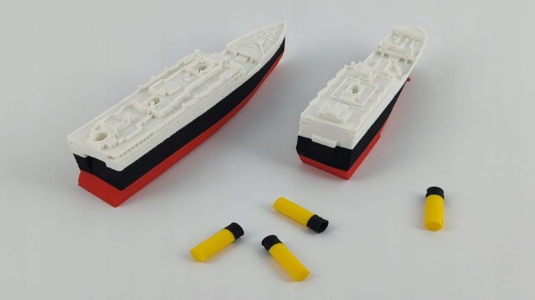RMS Titanic model łamany z magnesami! – 269 mm (Skala 1:1000)