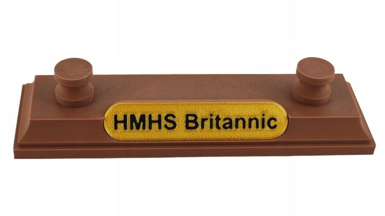 Magnetyczna podstawka pod modele HMHS Britannic (269 mm i 345 mm) - brązowa