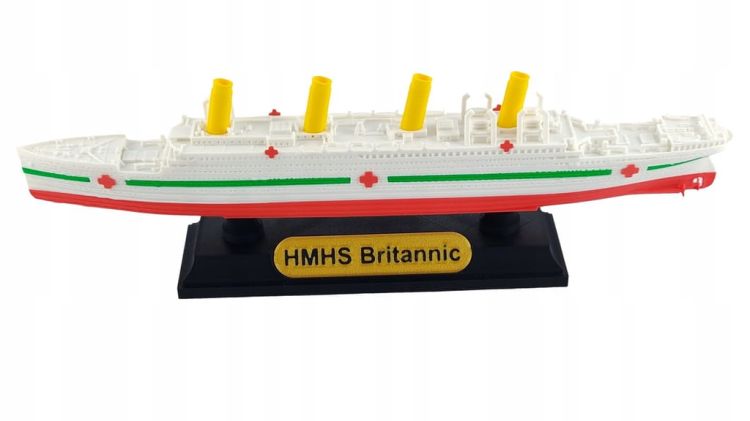 HMHS Britannic – Model 3D - 269mm (1:1000) - czarna podstawa magnetyczna!