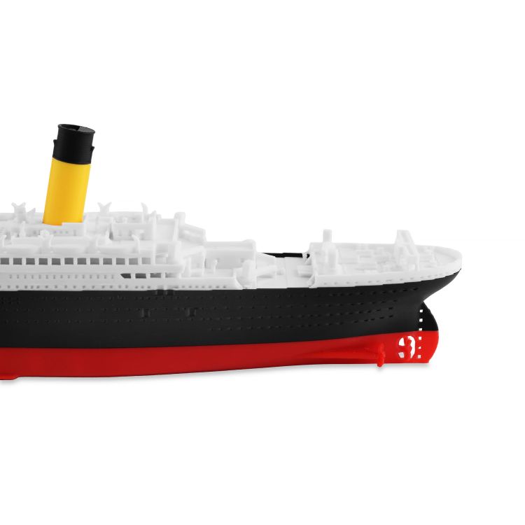 RMS Titanic 345 łamany + RMS Carpathia 220 - metalowe wstawki