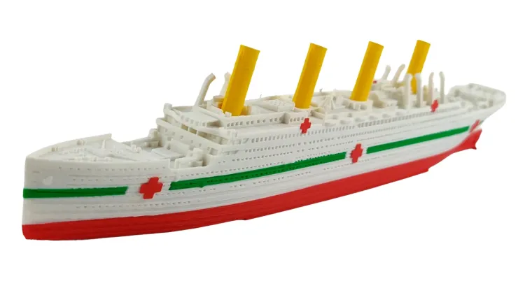 HMHS-Britannic---Model-druk-3D---345mm-Skala-1780---metalowe-wstawki.webp